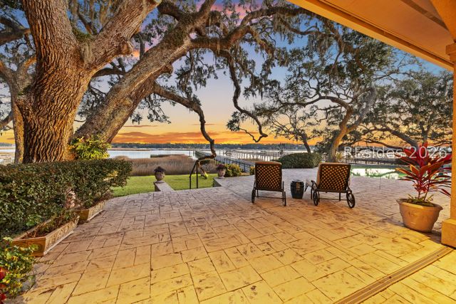 47 River Club Dr, Hilton Head Island, SC 29926