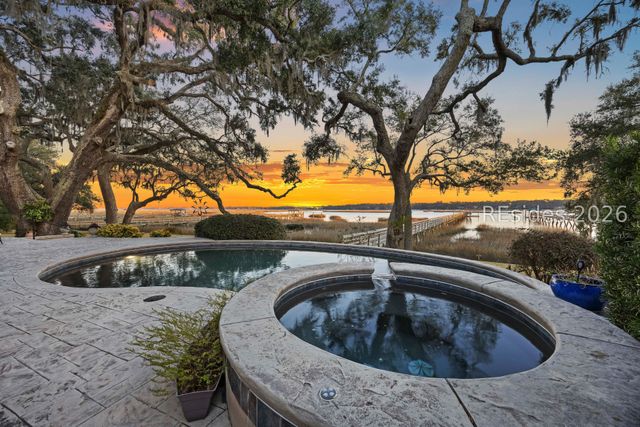 47 River Club Dr, Hilton Head Island, SC 29926