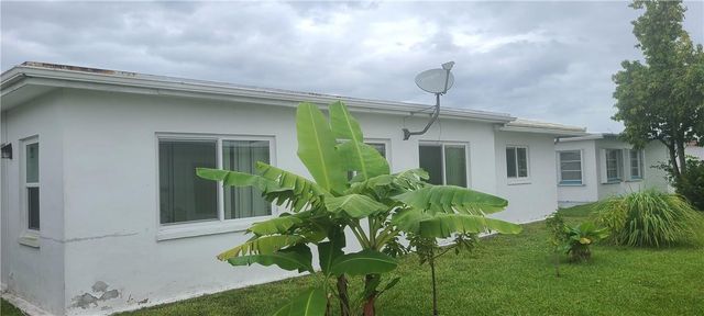 8208 NW 57th Place, Tamarac, FL 33321