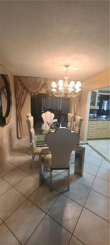 8208 NW 57th Place, Tamarac, FL 33321