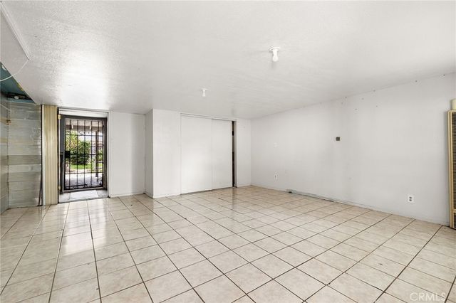 6535 Downey, Long Beach, CA 90805