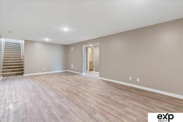 8136 S 178th Street, Omaha, NE 68136