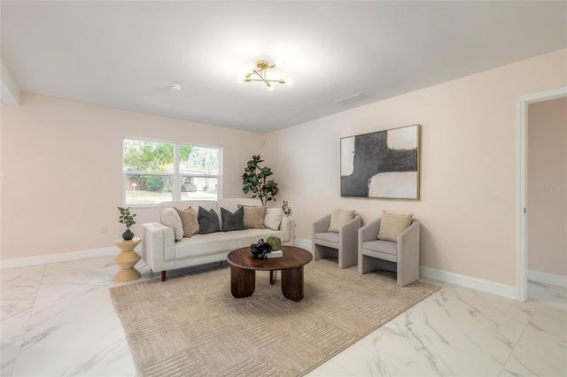 1925 JOHN ARTHUR WAY, Lakeland, FL 33803