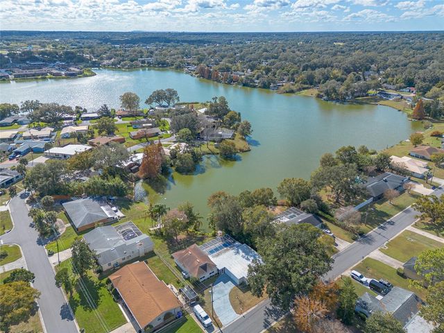 1925 JOHN ARTHUR WAY, Lakeland, FL 33803