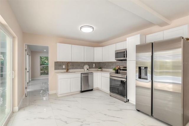 1925 JOHN ARTHUR WAY, Lakeland, FL 33803