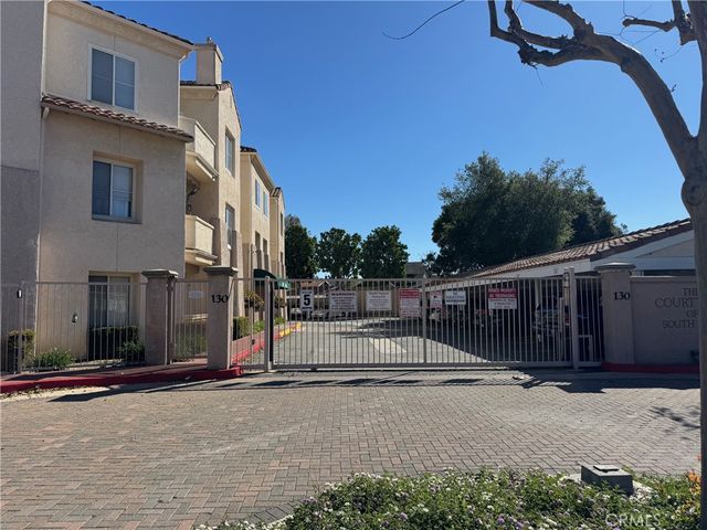 130 S Barranca 212, West Covina, CA 91791