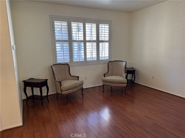 130 S Barranca 212, West Covina, CA 91791