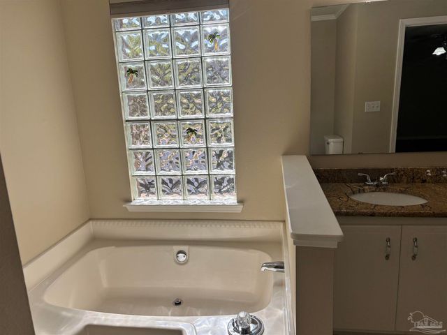 5309 Gillette Way, Milton, FL 32570