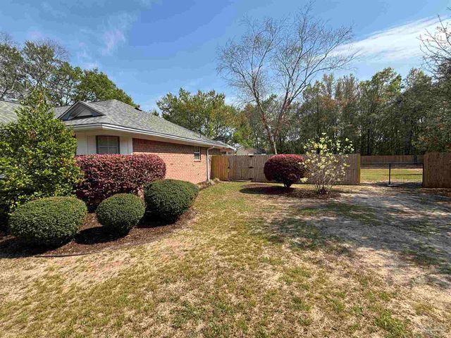 5309 Gillette Way, Milton, FL 32570