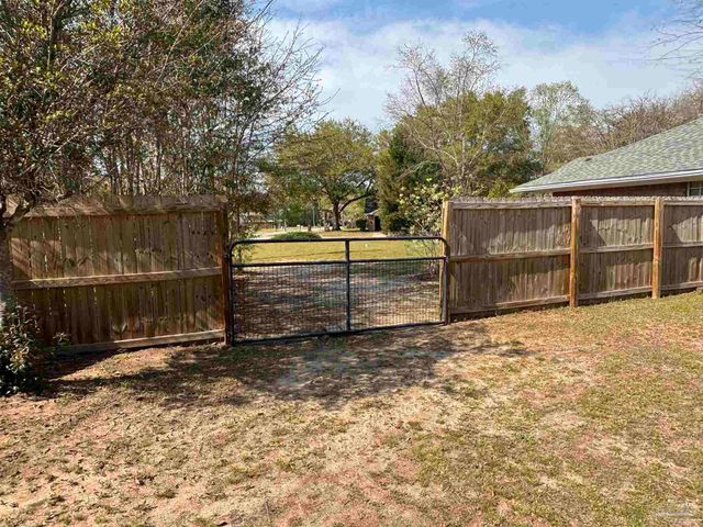 5309 Gillette Way, Milton, FL 32570