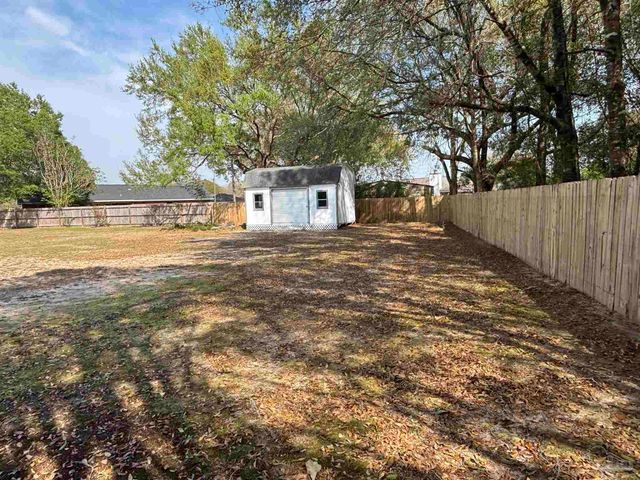 5309 Gillette Way, Milton, FL 32570