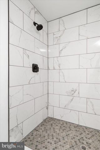 66 BLUEJAY CT, Front Royal, VA 22630