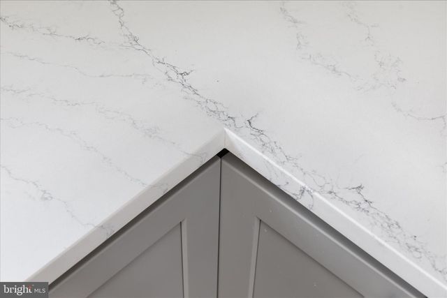 66 BLUEJAY CT, Front Royal, VA 22630