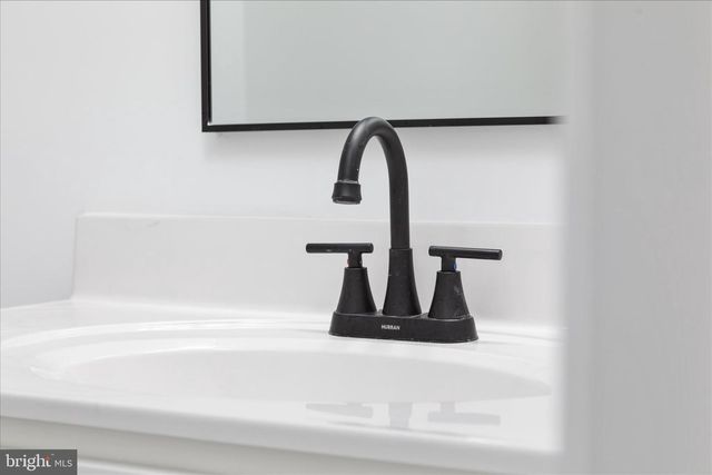 66 BLUEJAY CT, Front Royal, VA 22630