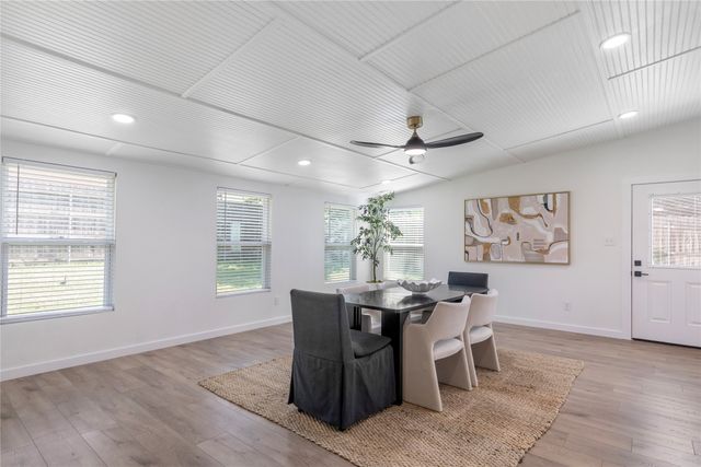 524 Circleview Drive N, Hurst, TX 76054
