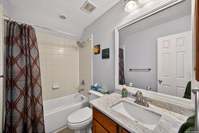 8715 Rancho De Taos, Helotes, TX 78023