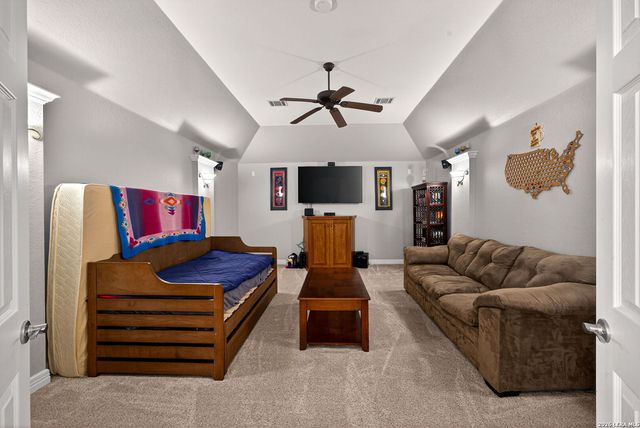 8715 Rancho De Taos, Helotes, TX 78023