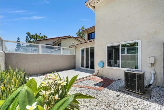 1000 Whitewater, Fullerton, CA 92833