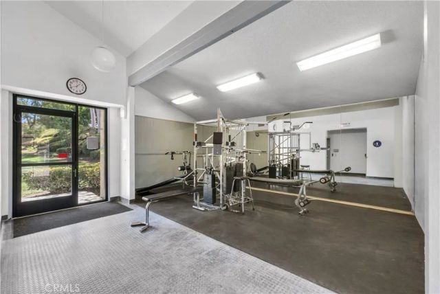 1000 Whitewater, Fullerton, CA 92833