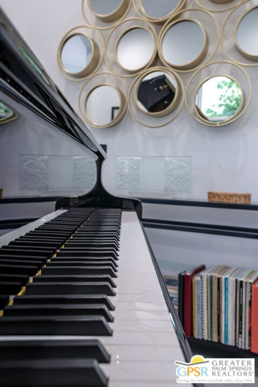 Image 19 of property listing at 4321 Lumina Way, Palm Springs, CA 92262