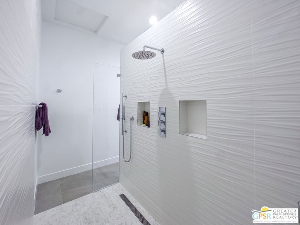 Image 24 of property listing at 4321 Lumina Way, Palm Springs, CA 92262