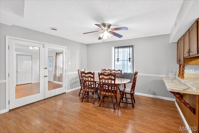 16 Midland Avenue, Maryland Heights, MO 63043