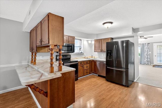 16 Midland Avenue, Maryland Heights, MO 63043