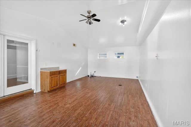 16 Midland Avenue, Maryland Heights, MO 63043