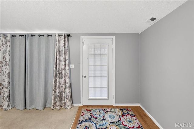 16 Midland Avenue, Maryland Heights, MO 63043