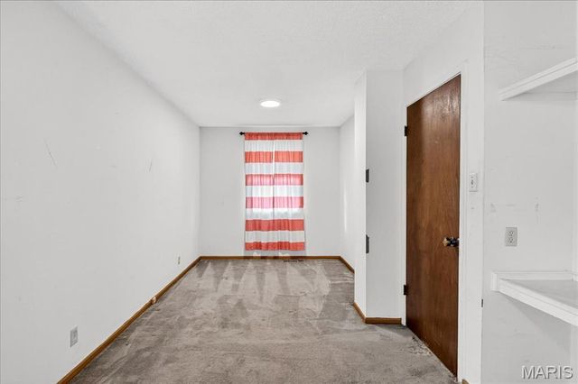 16 Midland Avenue, Maryland Heights, MO 63043