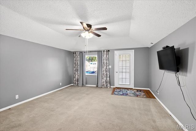 16 Midland Avenue, Maryland Heights, MO 63043