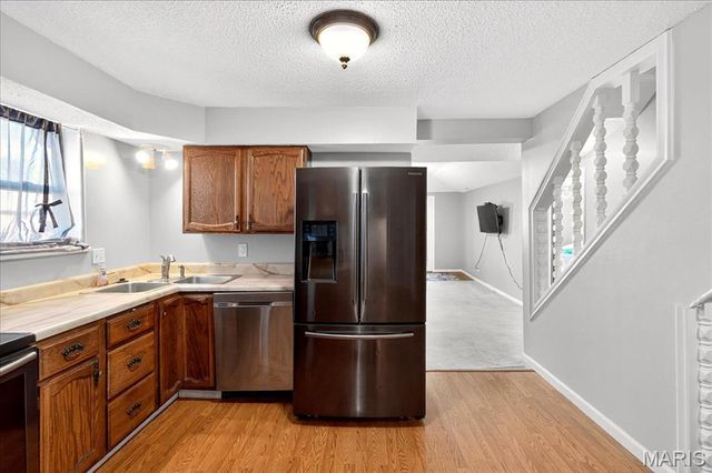 16 Midland Avenue, Maryland Heights, MO 63043