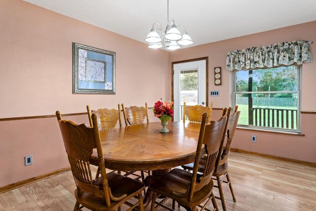 203 Magnolia Trail, Silsbee, TX 77656