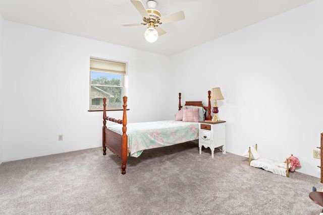 203 Magnolia Trail, Silsbee, TX 77656