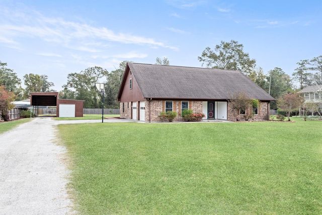 203 Magnolia Trail, Silsbee, TX 77656