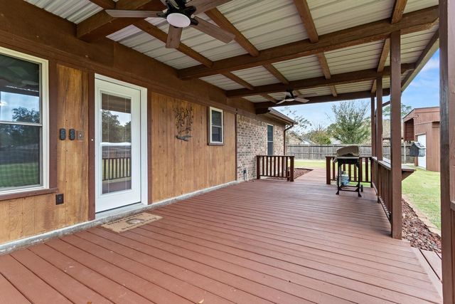 203 Magnolia Trail, Silsbee, TX 77656