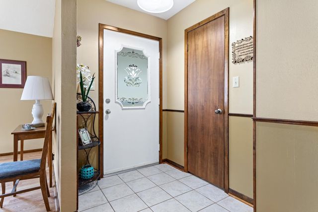 203 Magnolia Trail, Silsbee, TX 77656