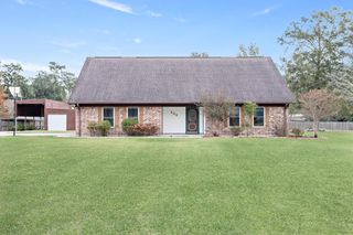 203 Magnolia Trail, Silsbee, TX 77656