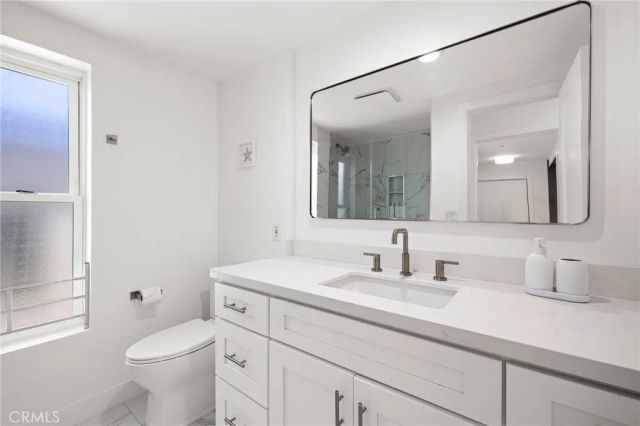 1045 Gaviota Drive B, Laguna Beach, CA 92651
