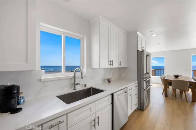 1045 Gaviota Drive B, Laguna Beach, CA 92651