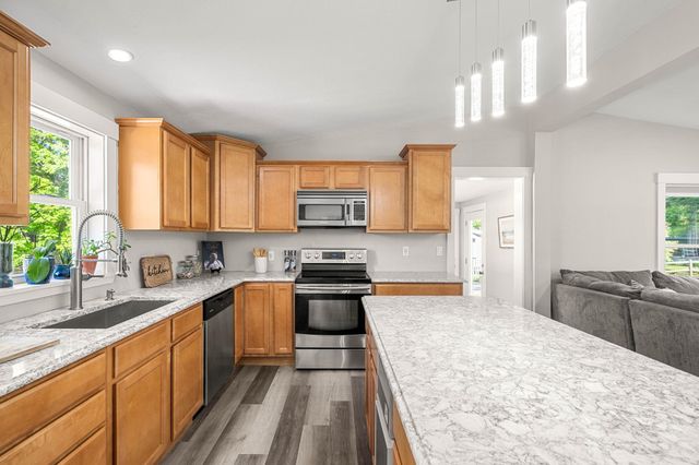 102 Kimball Road, Amesbury, MA 01913