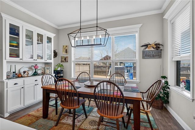 4204 Harding Court, Bryan, TX 77802