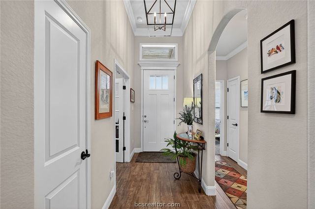 4204 Harding Court, Bryan, TX 77802