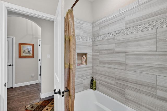 4204 Harding Court, Bryan, TX 77802