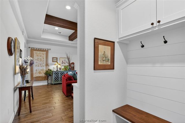 4204 Harding Court, Bryan, TX 77802