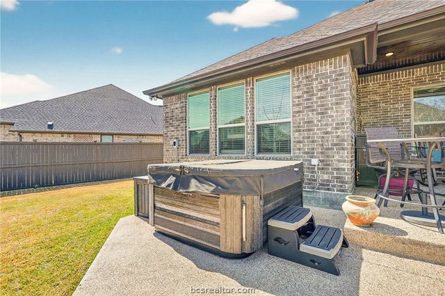 4204 Harding Court, Bryan, TX 77802