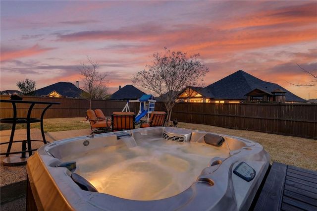 4204 Harding Court, Bryan, TX 77802