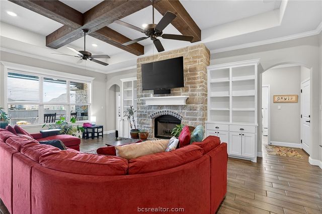 4204 Harding Court, Bryan, TX 77802