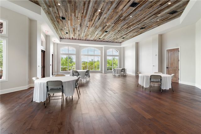 4204 Harding Court, Bryan, TX 77802