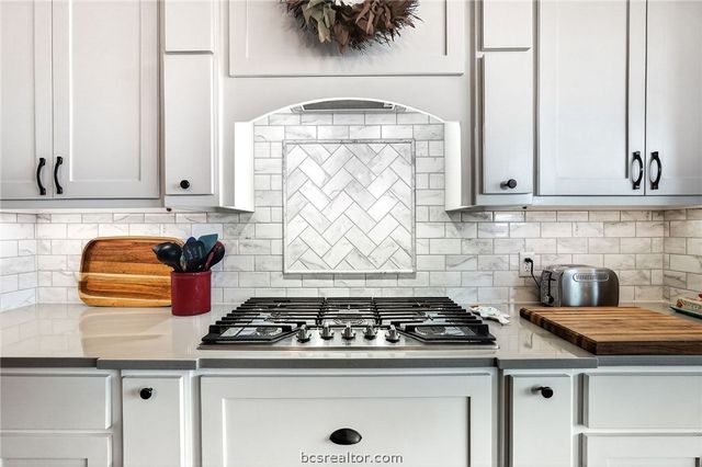 4204 Harding Court, Bryan, TX 77802